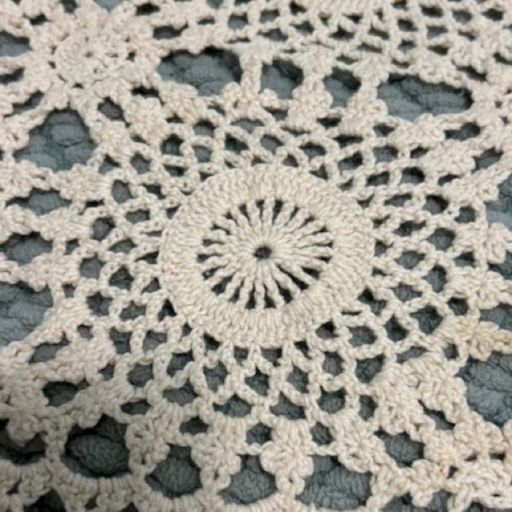 8 Vintage Doilies ~ Beige, White, and Yellow - Picture 3 of 4